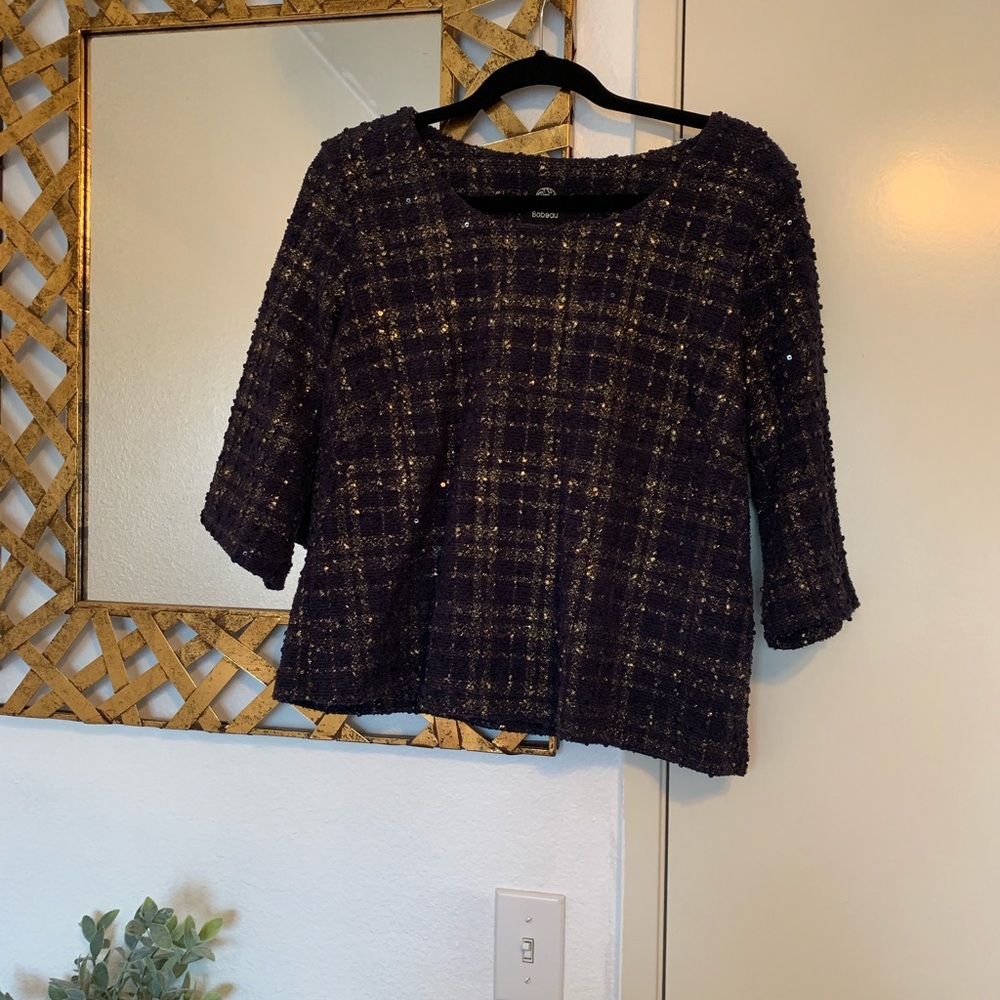 Navy/gold sweater